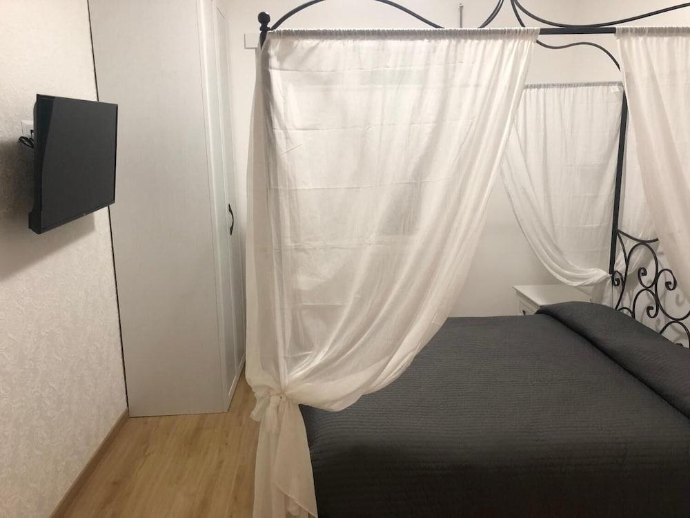B&B Dea Tiburtina Rzym Zewnętrze zdjęcie